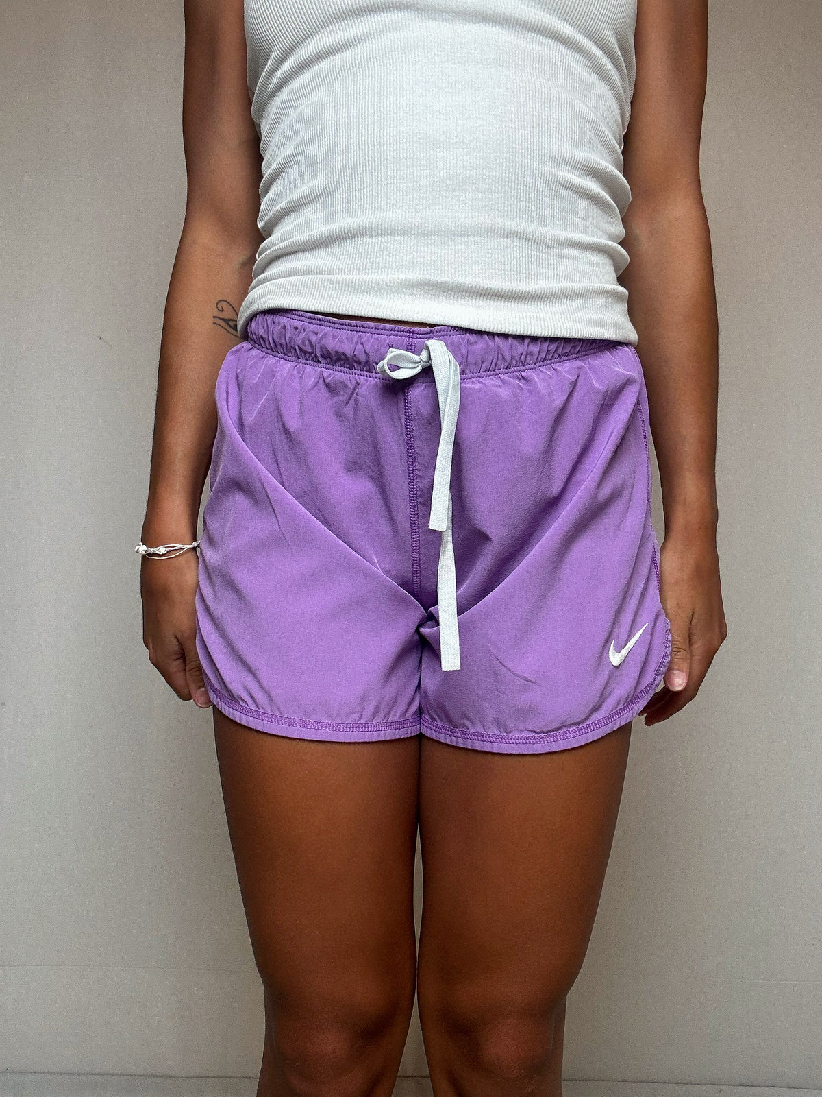 Short running violet Nike S vintage