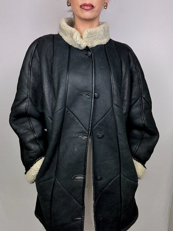 Manteau en peau de mouton retournée gris foncé M/L vintage