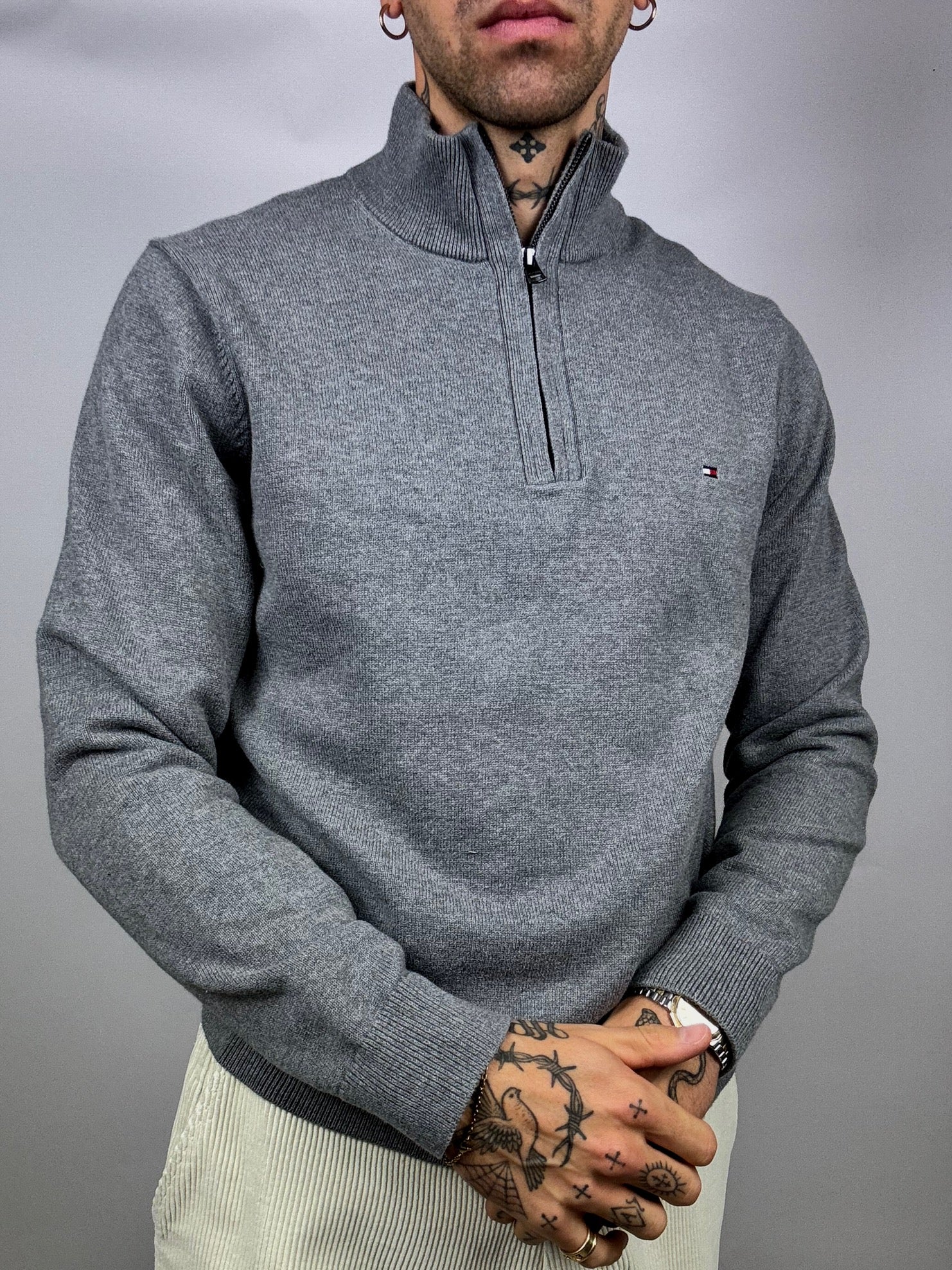 Vintage TOMMY HILFIGER XL gray zip-neck sweater