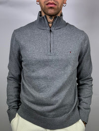 Vintage TOMMY HILFIGER XL gray zip-neck sweater
