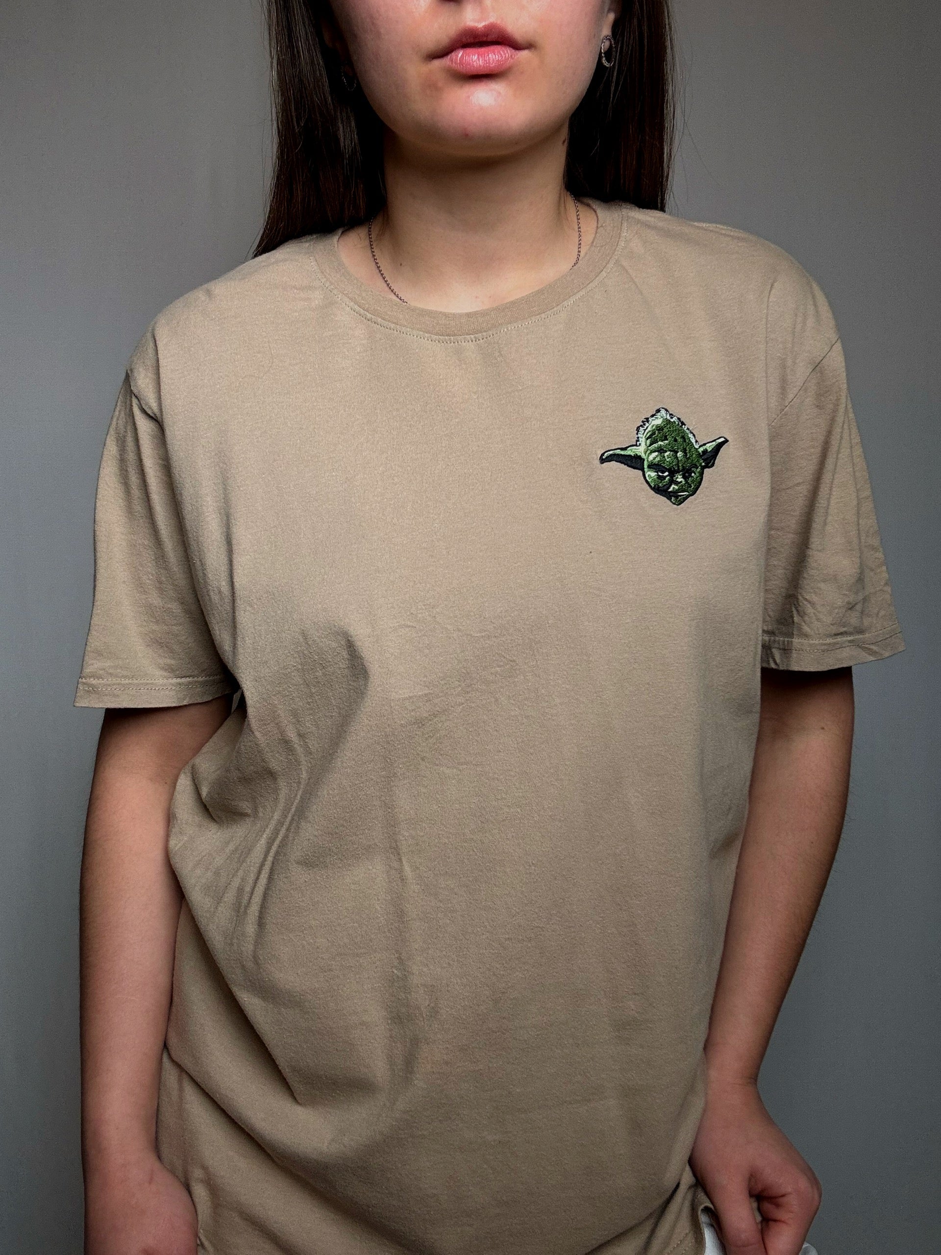 Tshirt beige brodé Yoda M vintage