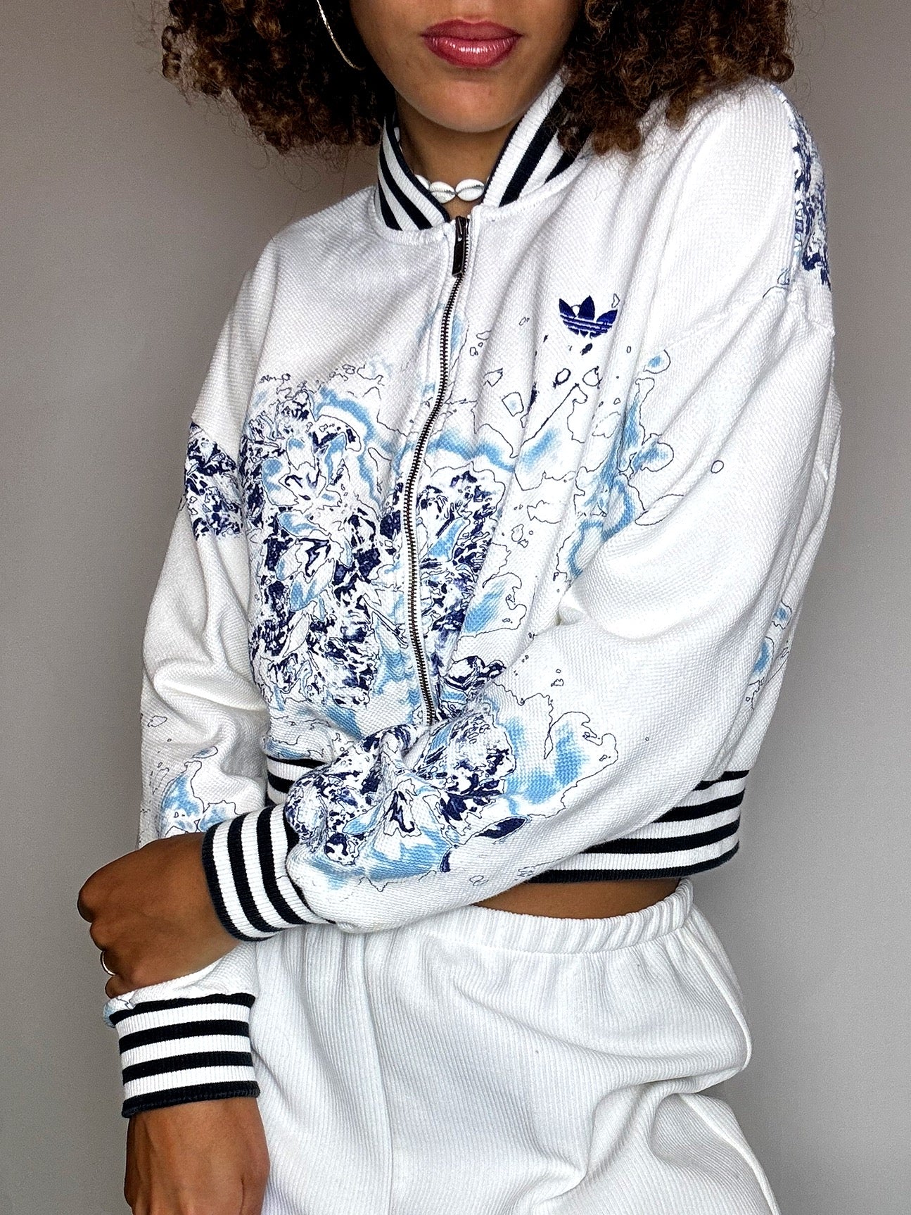 Kurze weiße Bomberjacke ADIDAS S/M Vintage