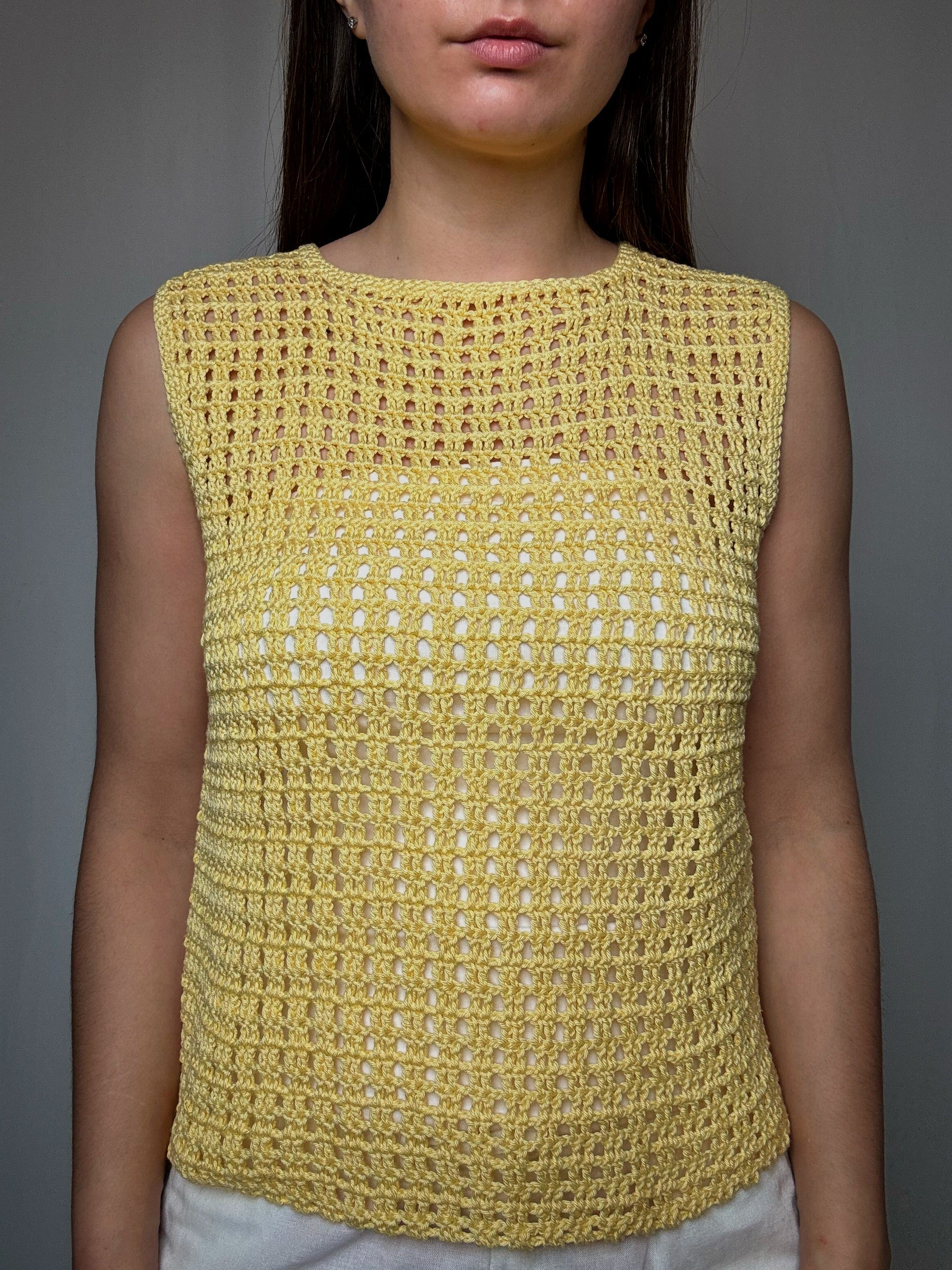 Vintage yellow crocheted top S/M