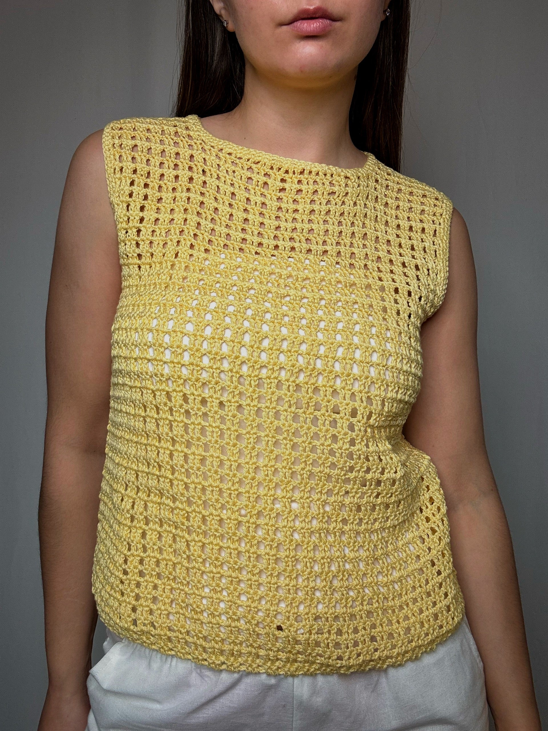 Vintage yellow crocheted top S/M