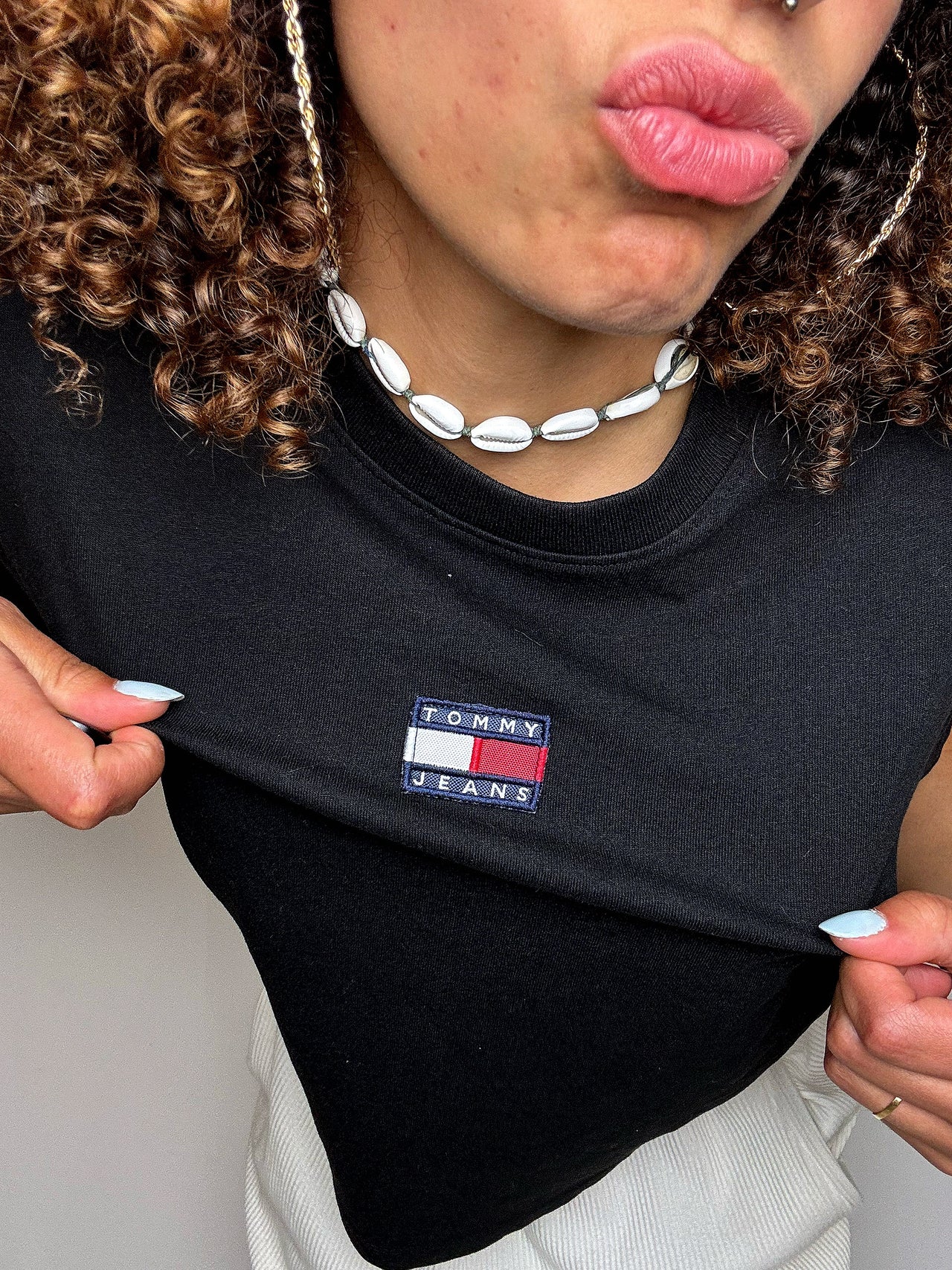 Tee shirt noir TOMMY HILFIGER S vintage