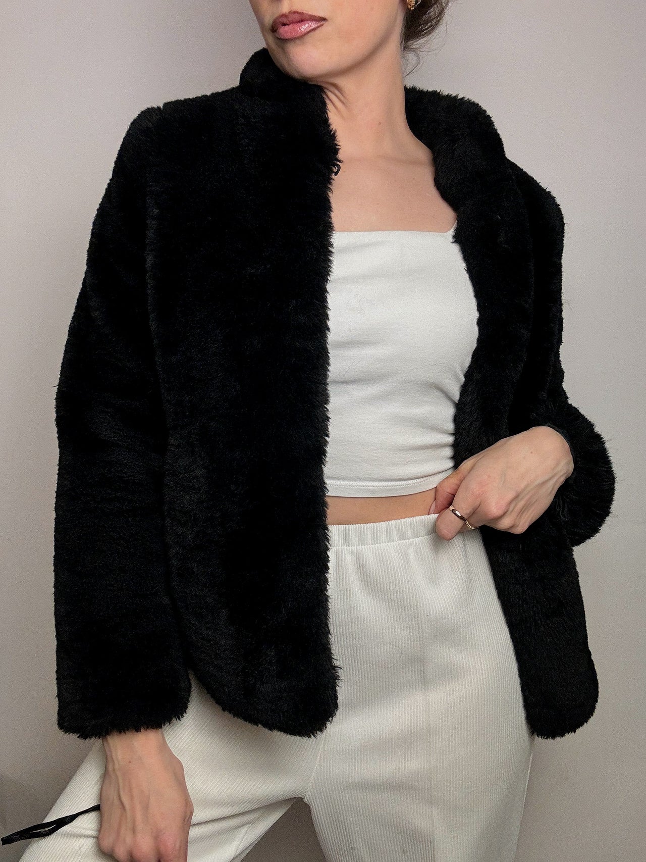 Vintage Black Short Faux Fur S