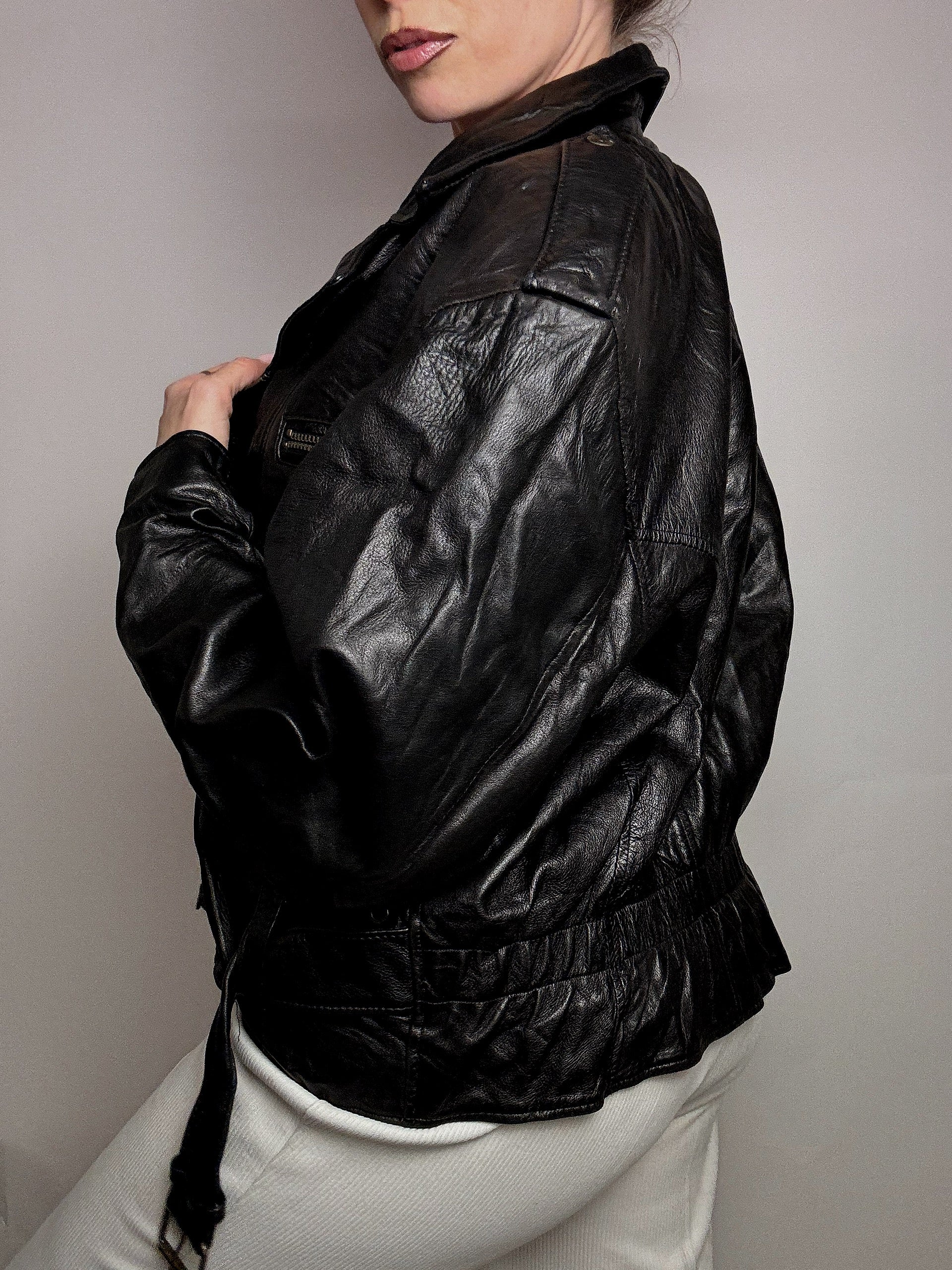 Schwarze taillierte Lederjacke S/M Vintage