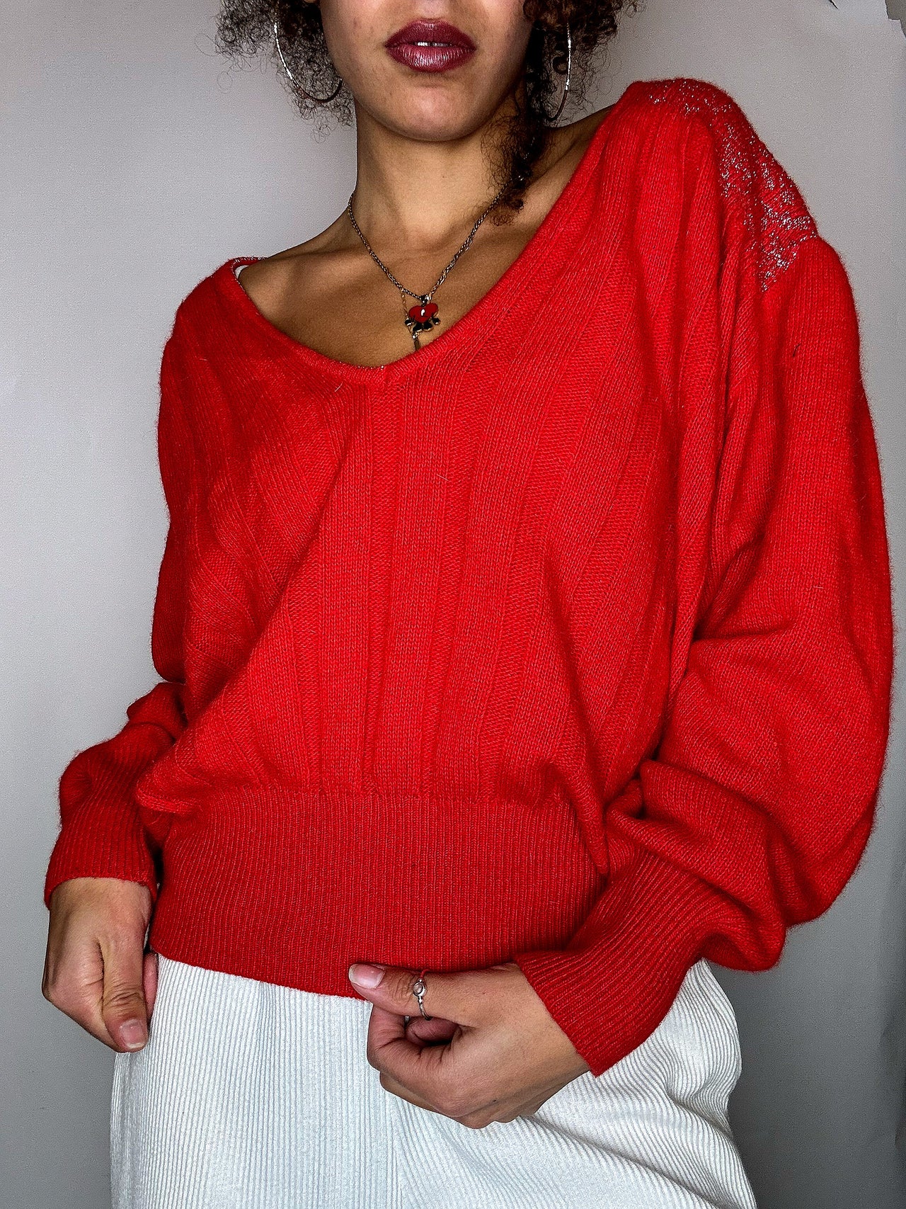 Pull rouge avec détails S vintage
