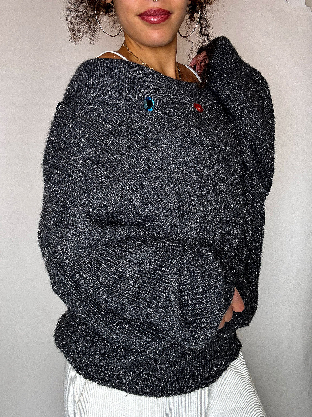 Pull gris avec strass au col S vintage