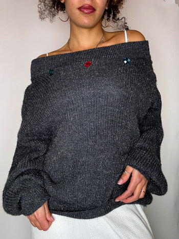 Pull gris avec strass au col S vintage