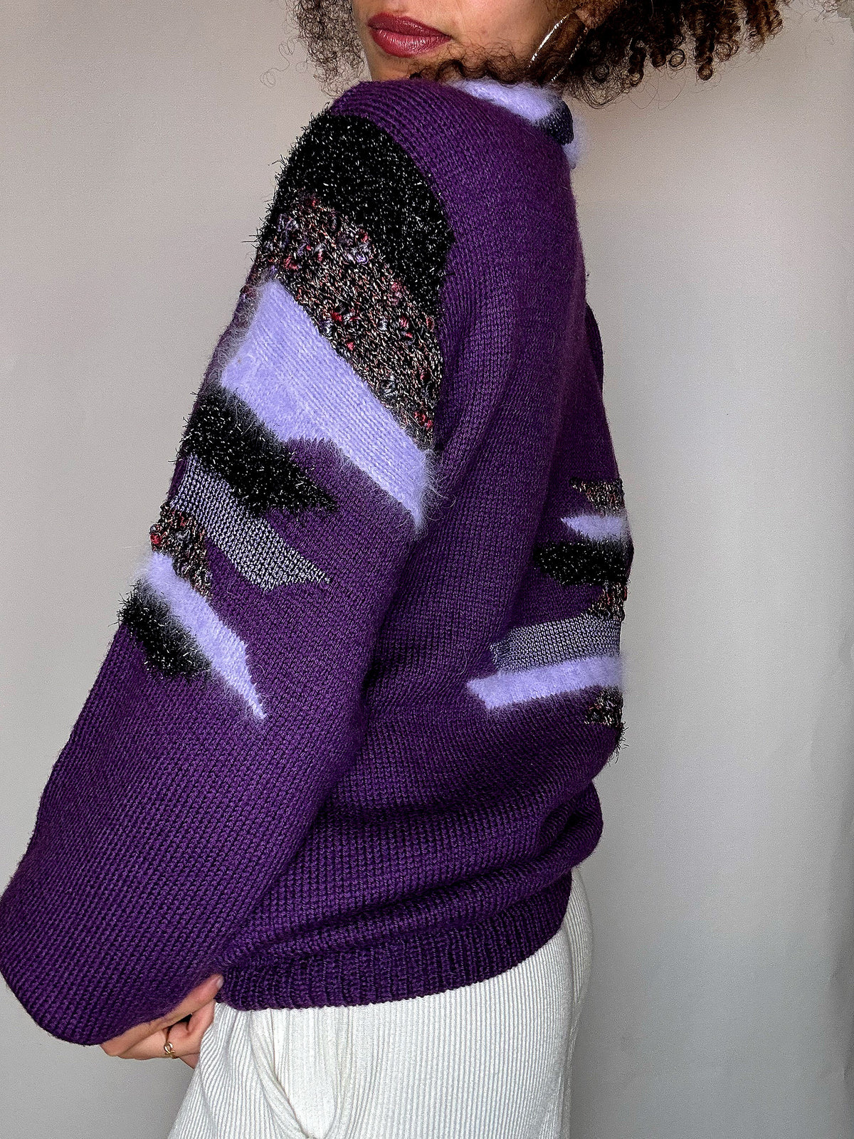 Pull avec détails violet L vintage