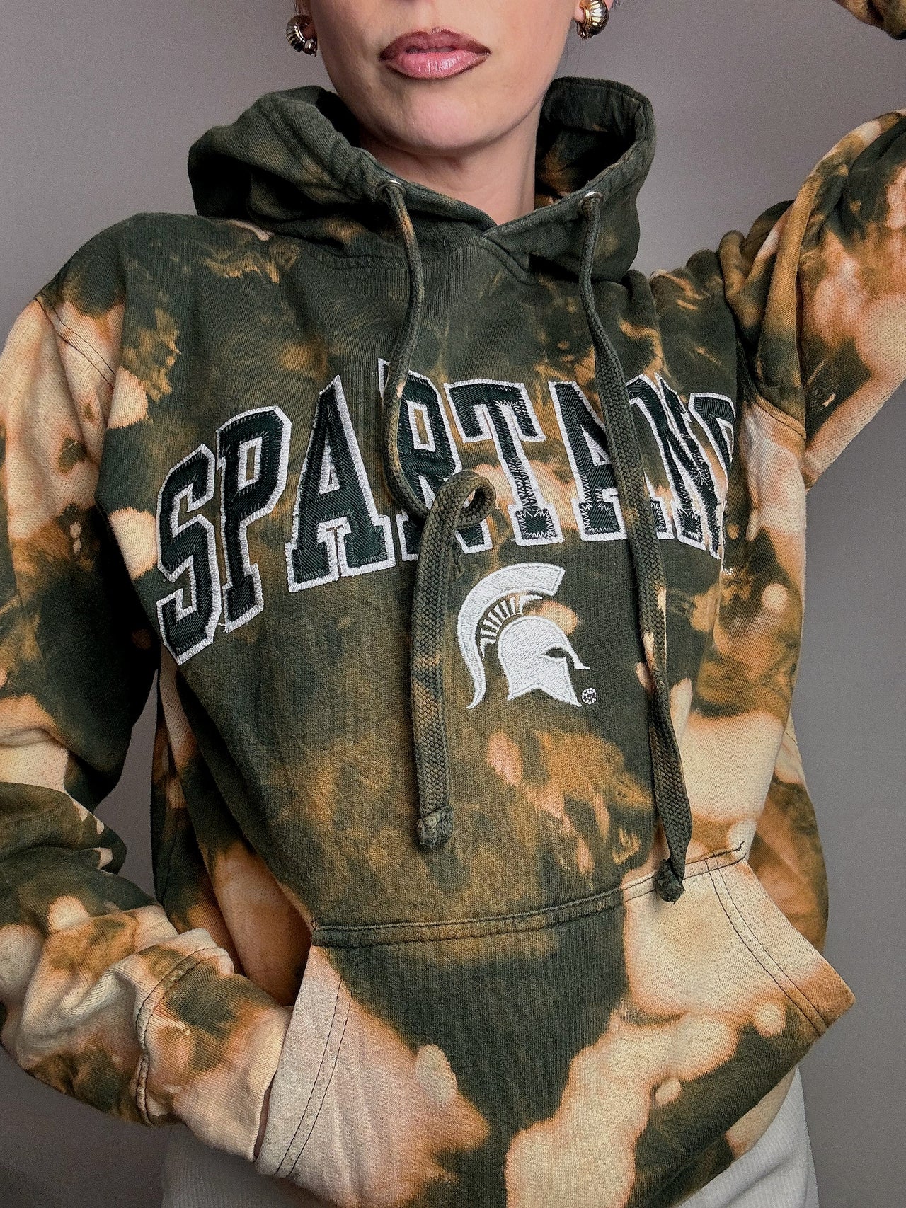 Sweat à capuche delavé SPARTANS x OVB S vintage