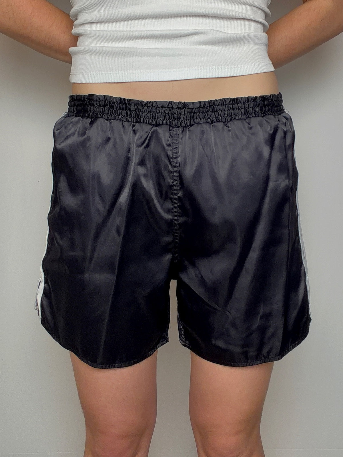 Short noir adidas L vintage