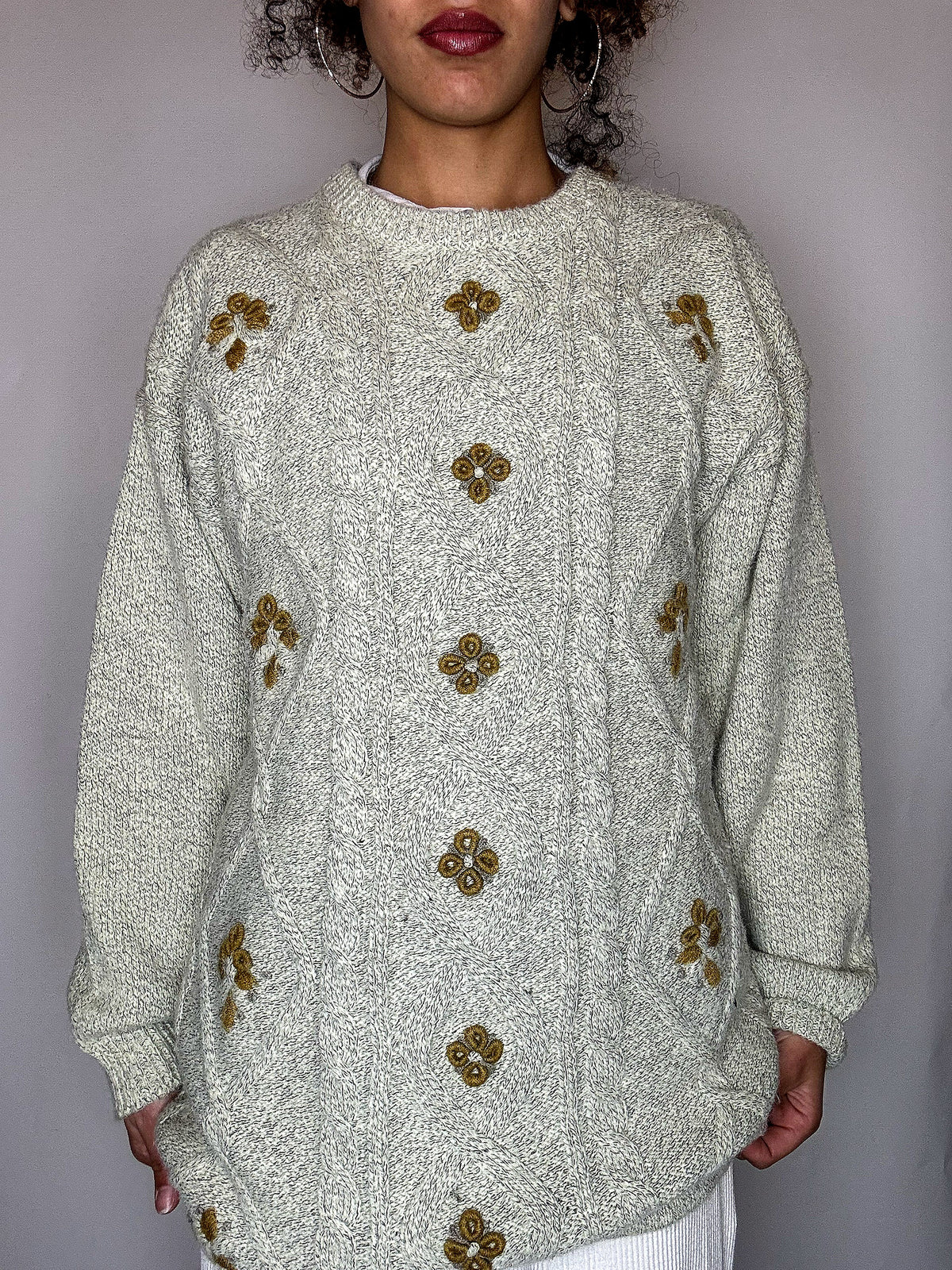 Pull col rond avec détail L vintage