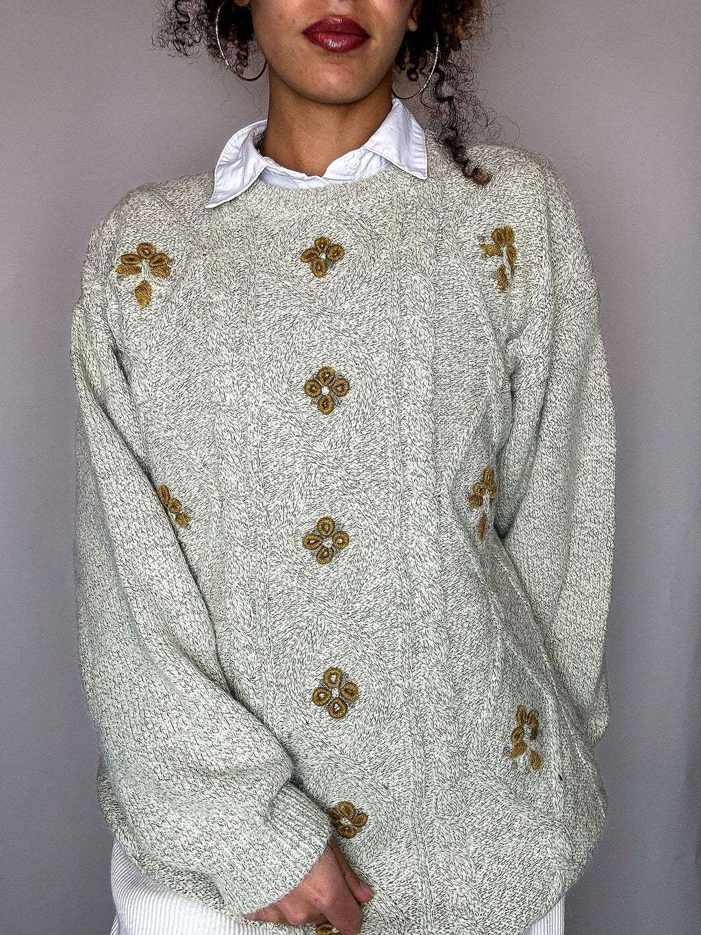 Pull col rond avec détail L vintage