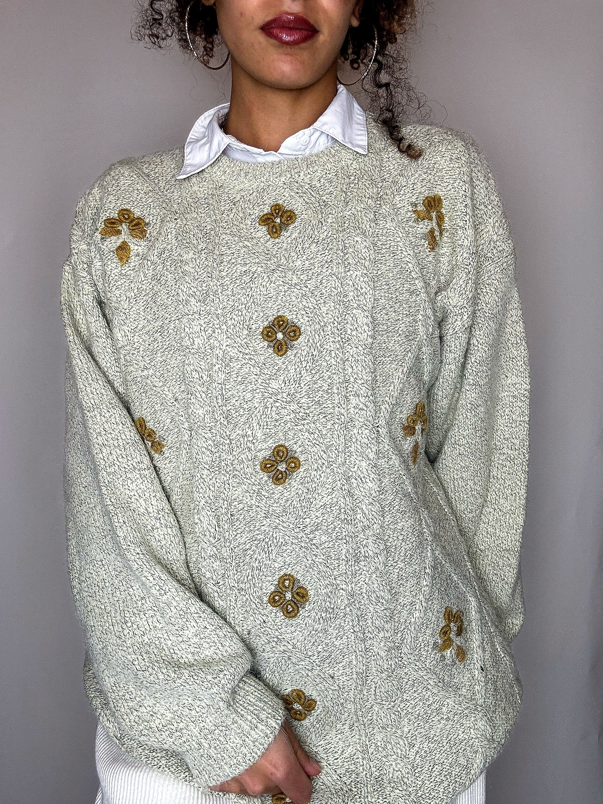 Pull col rond avec détail L vintage