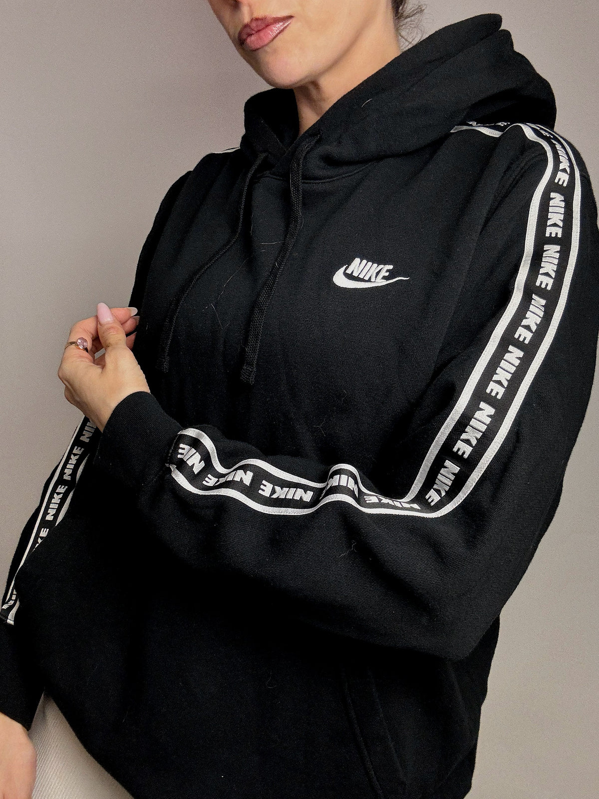 NIKE L Vintage Schwarzer Hoodie