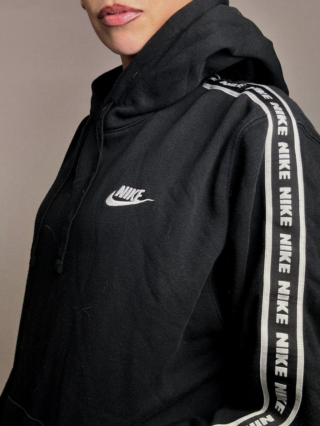 NIKE L Vintage Schwarzer Hoodie