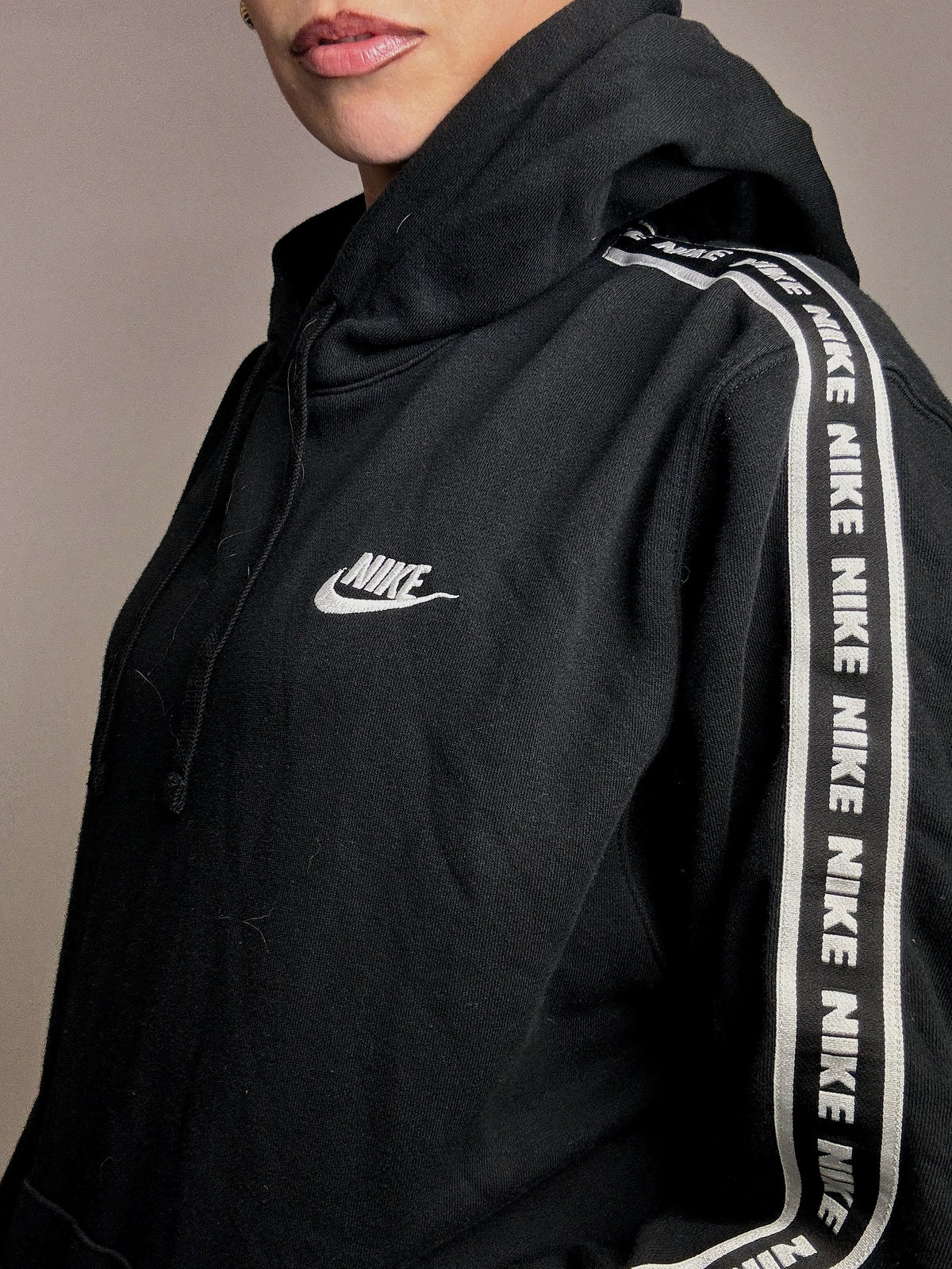 NIKE L Vintage Schwarzer Hoodie