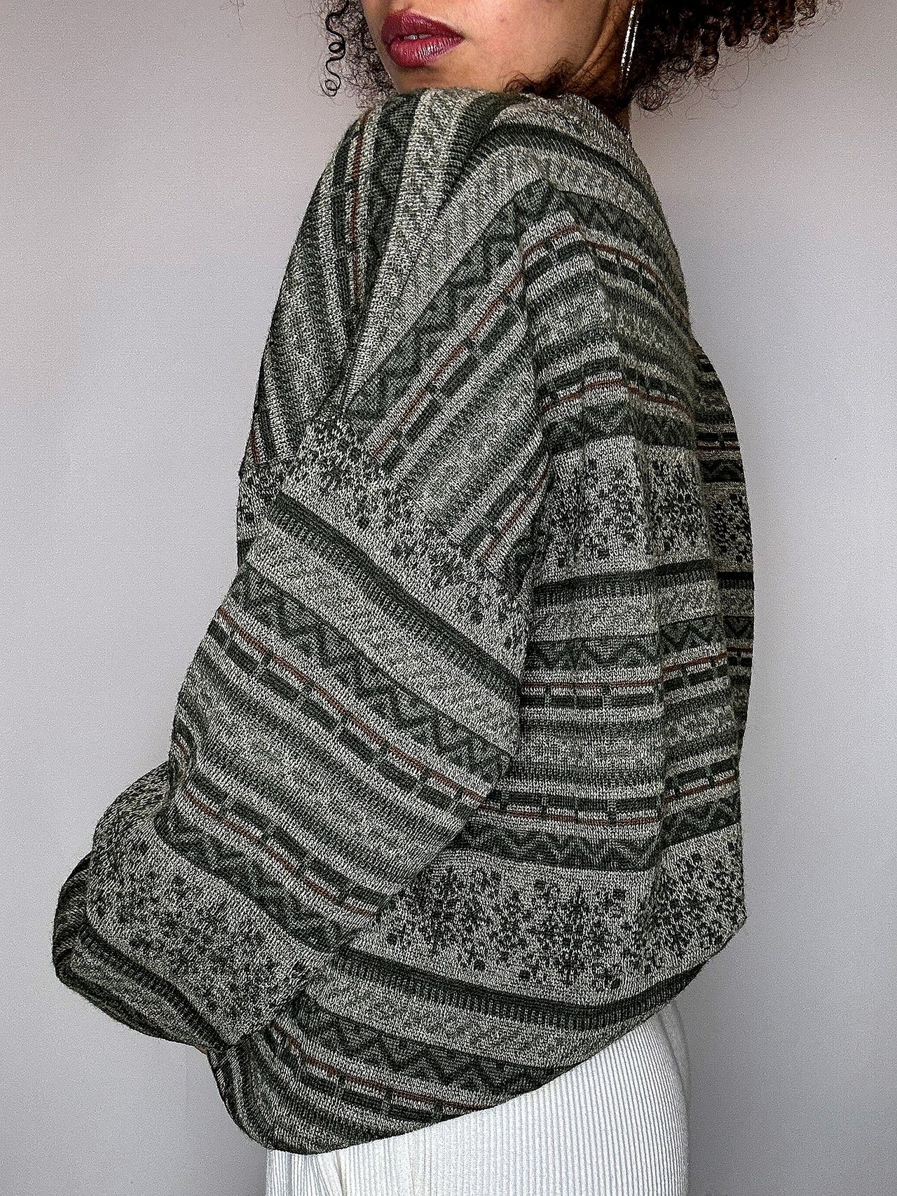 Pull col V graphique kaki clair M vintage