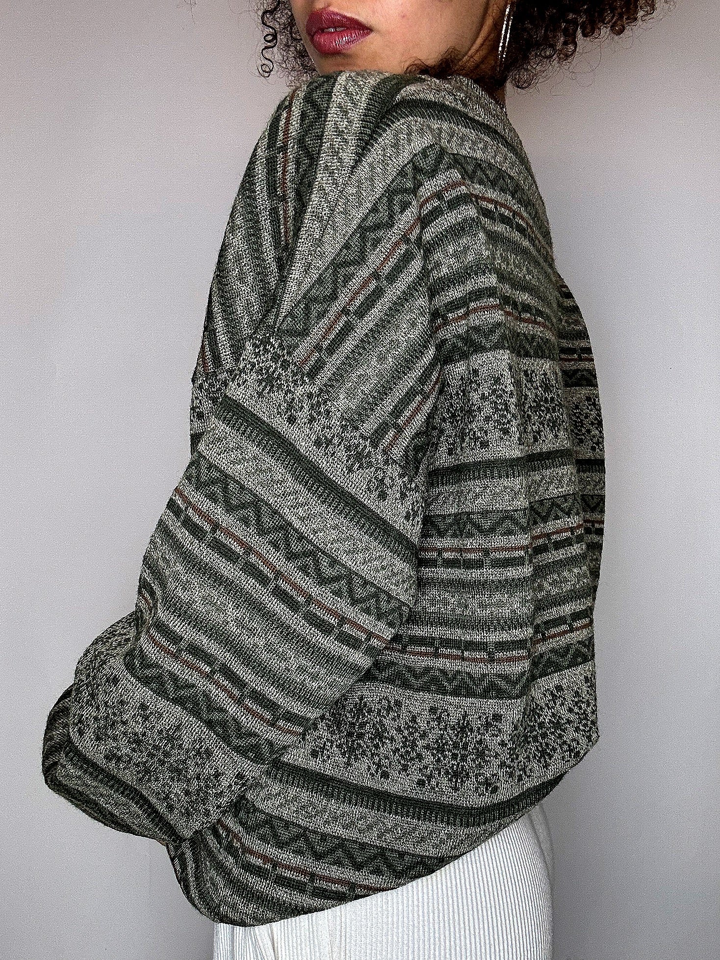 Pull col V graphique kaki clair M vintage
