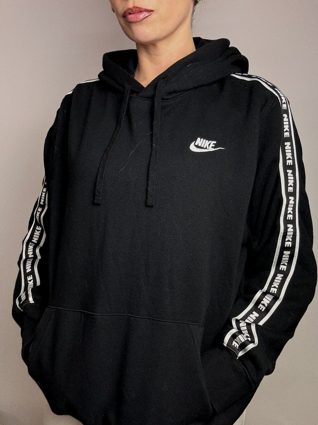 NIKE L Vintage Schwarzer Hoodie