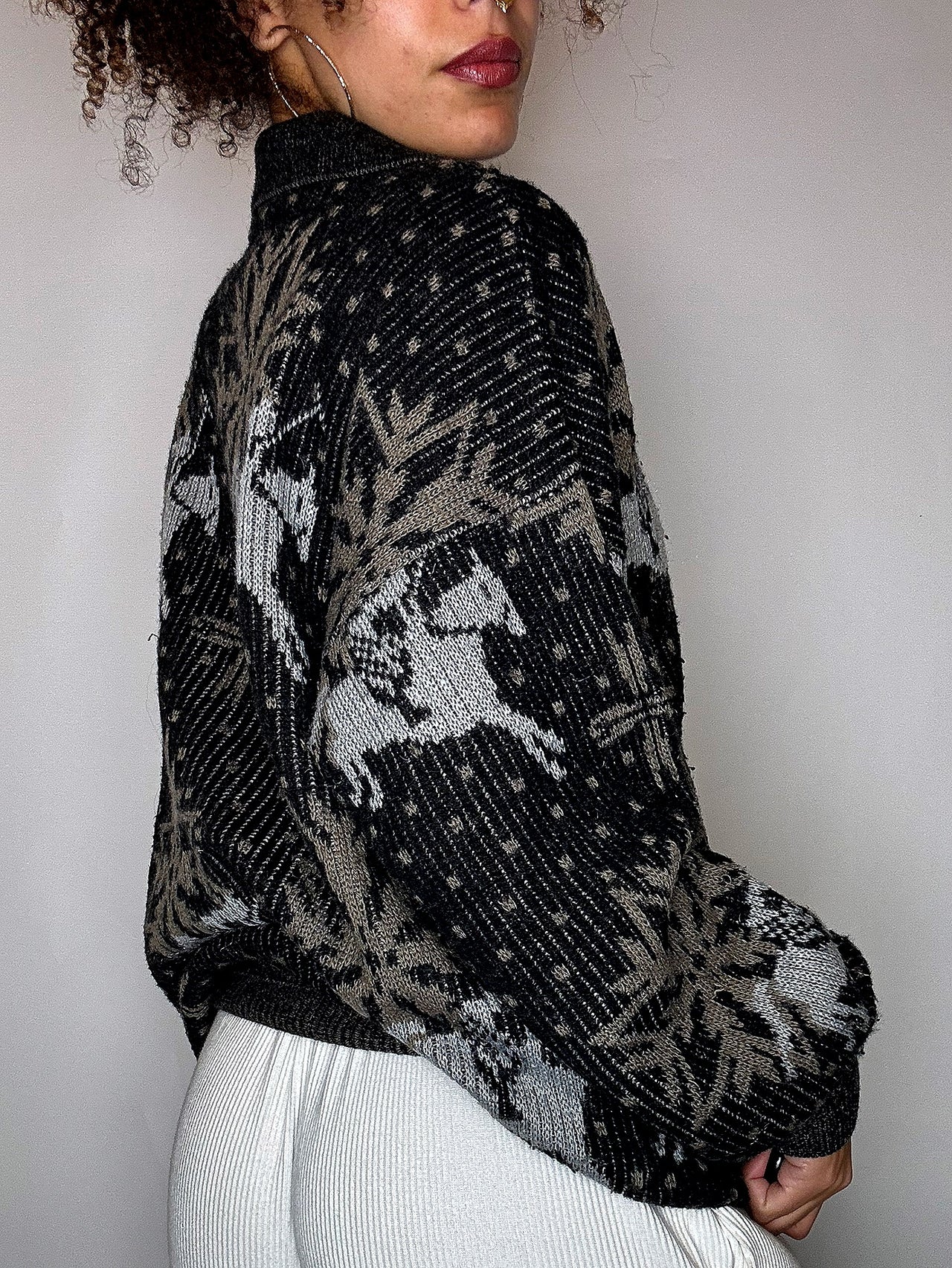 Pull col chemise noir avec graphisme M/L vintage