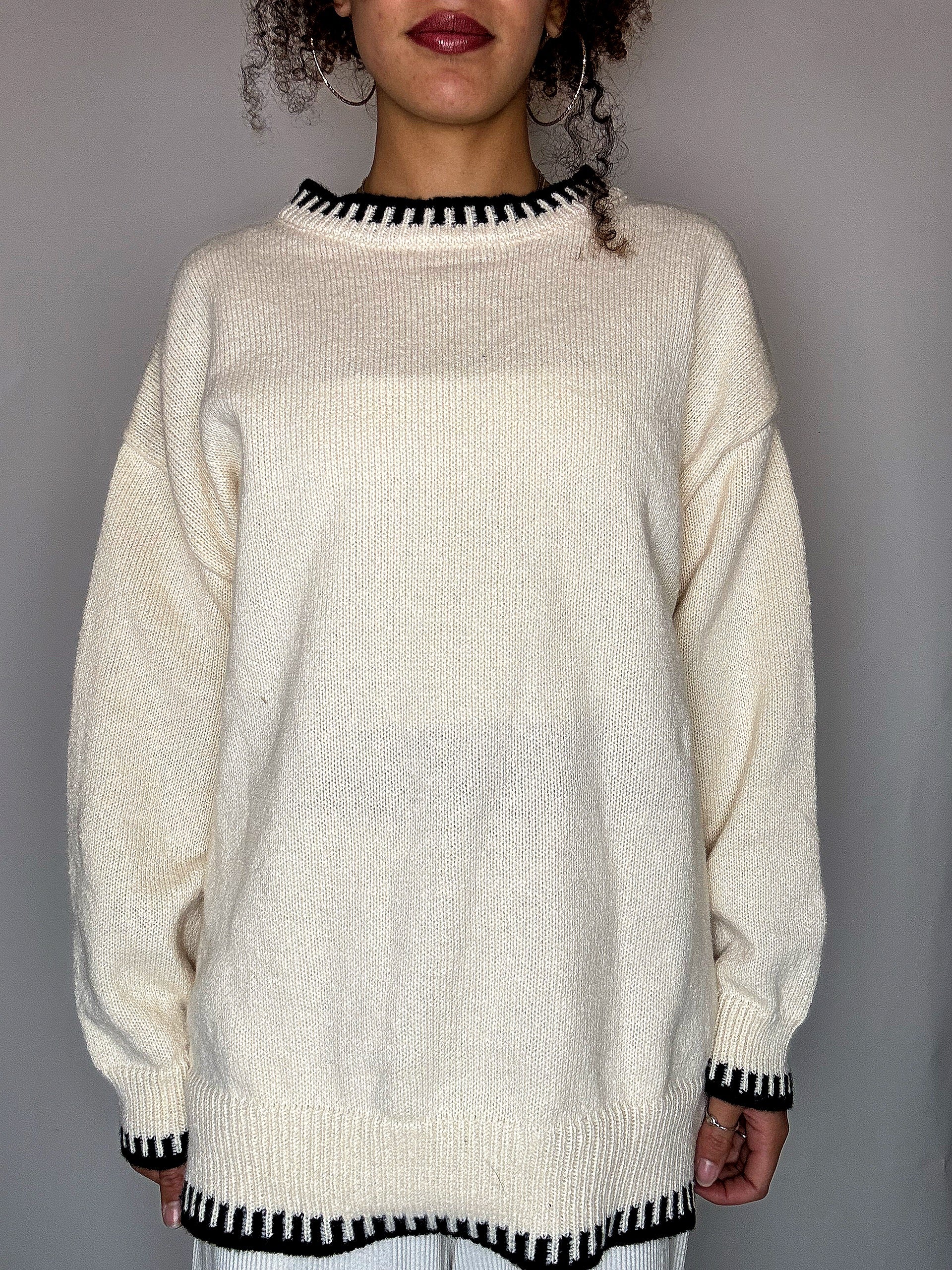 Pull col montant crème détails noirs M/L vintage