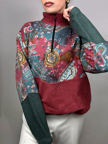 Burgundy graphic fleece with zip neck L/XL Vintage