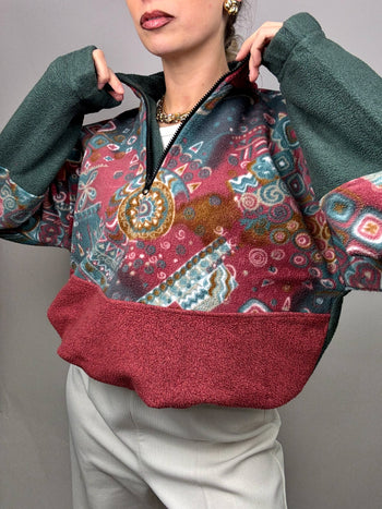 Burgundy graphic fleece with zip neck L/XL Vintage