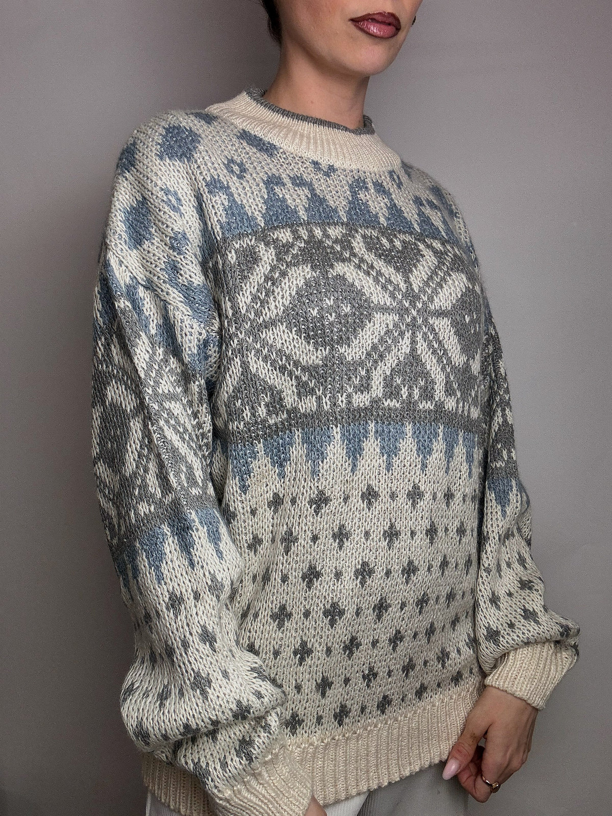 Vintage L-pattern knit crew neck sweater