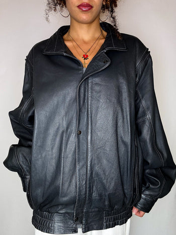 Blouson en cuir gris foncé avec surpiqures M/L vintage
