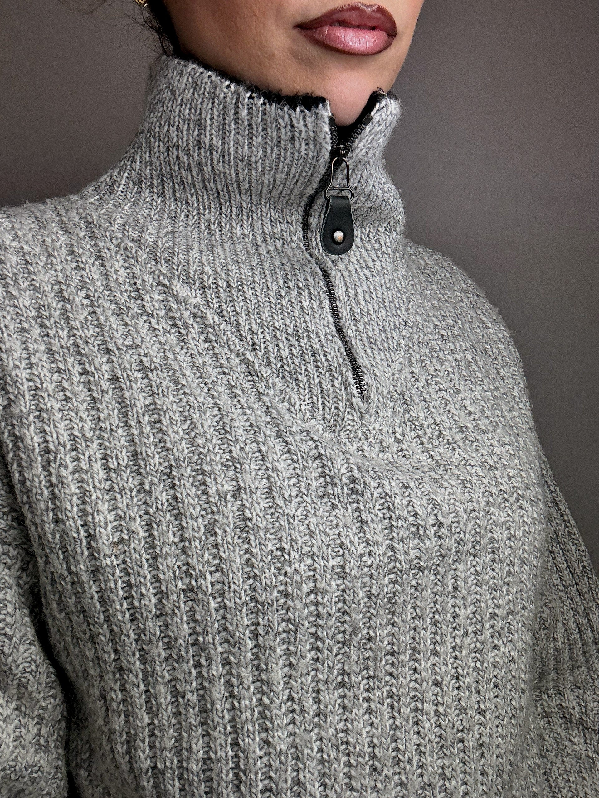 Vintage XL grey knit turtleneck sweater
