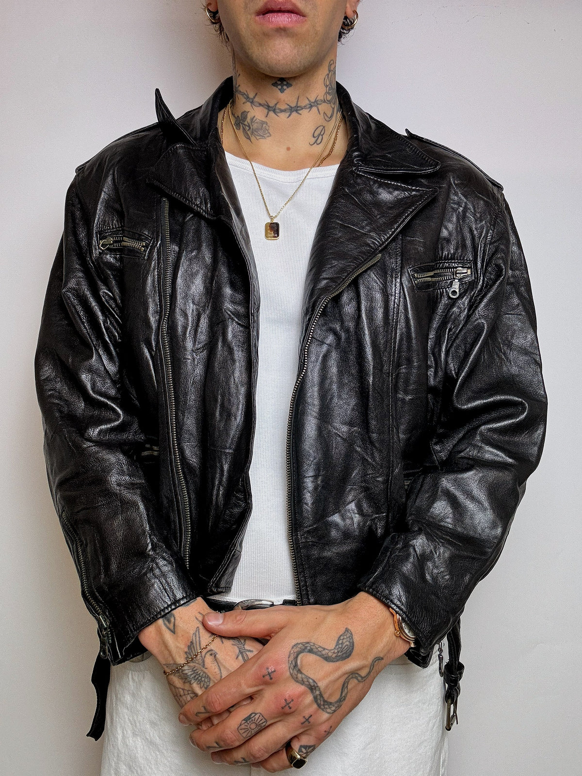 Schwarze taillierte Lederjacke S/M Vintage