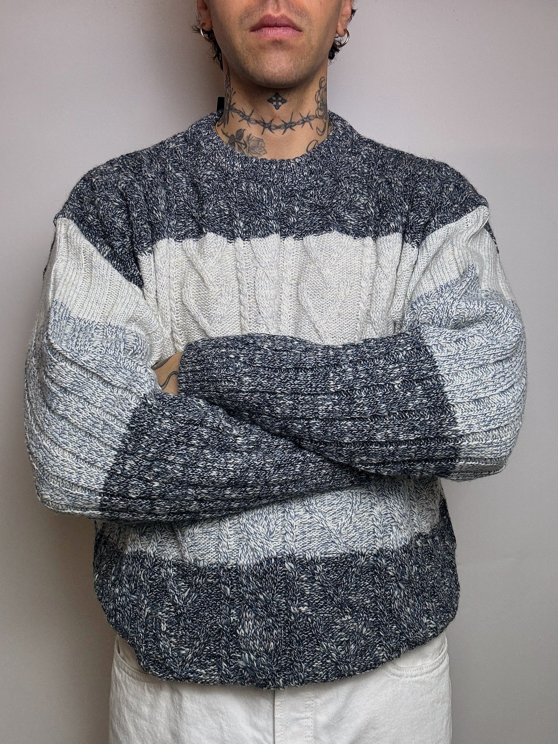 Vintage XL gray gradient braid crew neck sweater