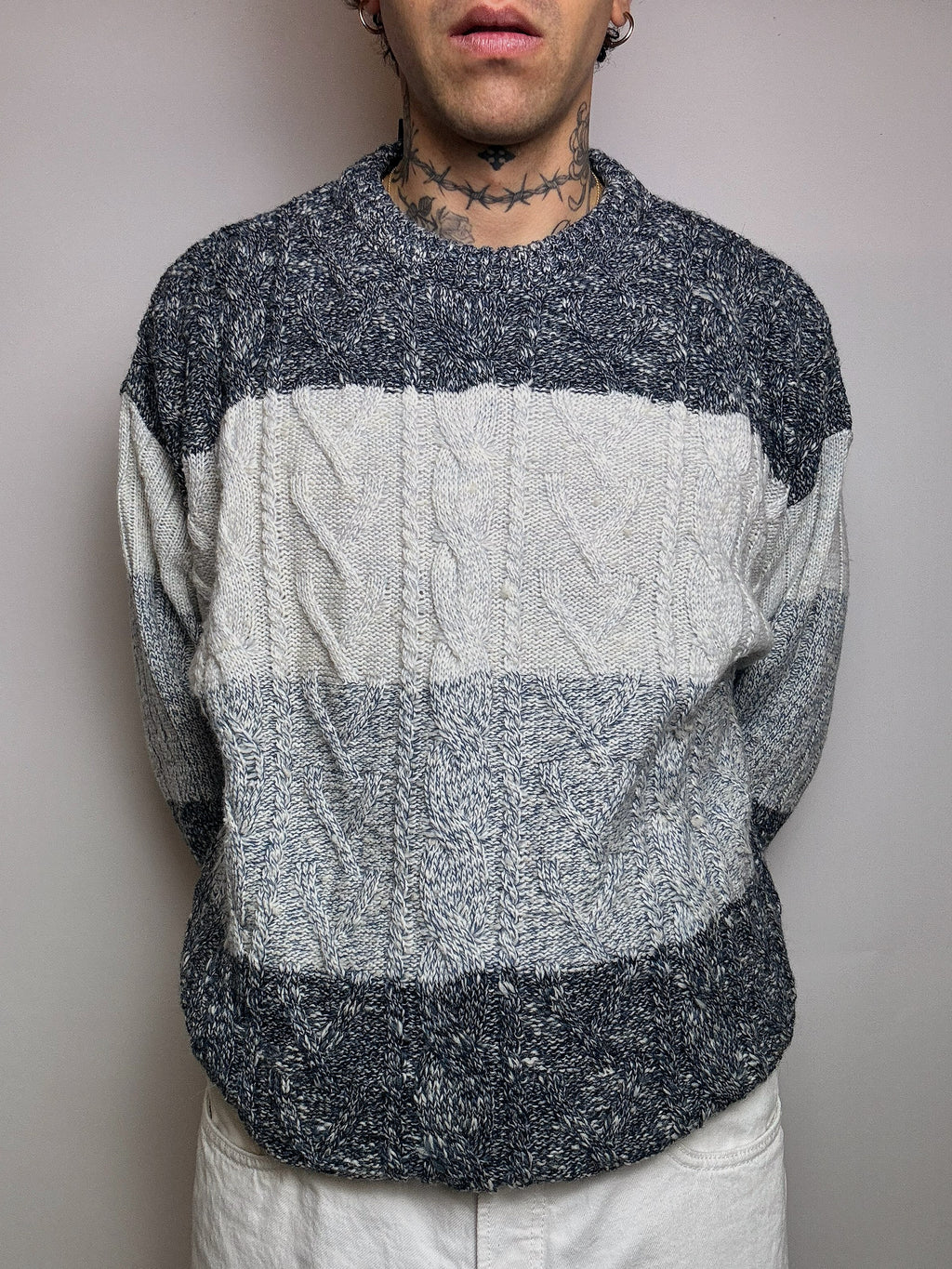 Vintage XL gray gradient braid crew neck sweater