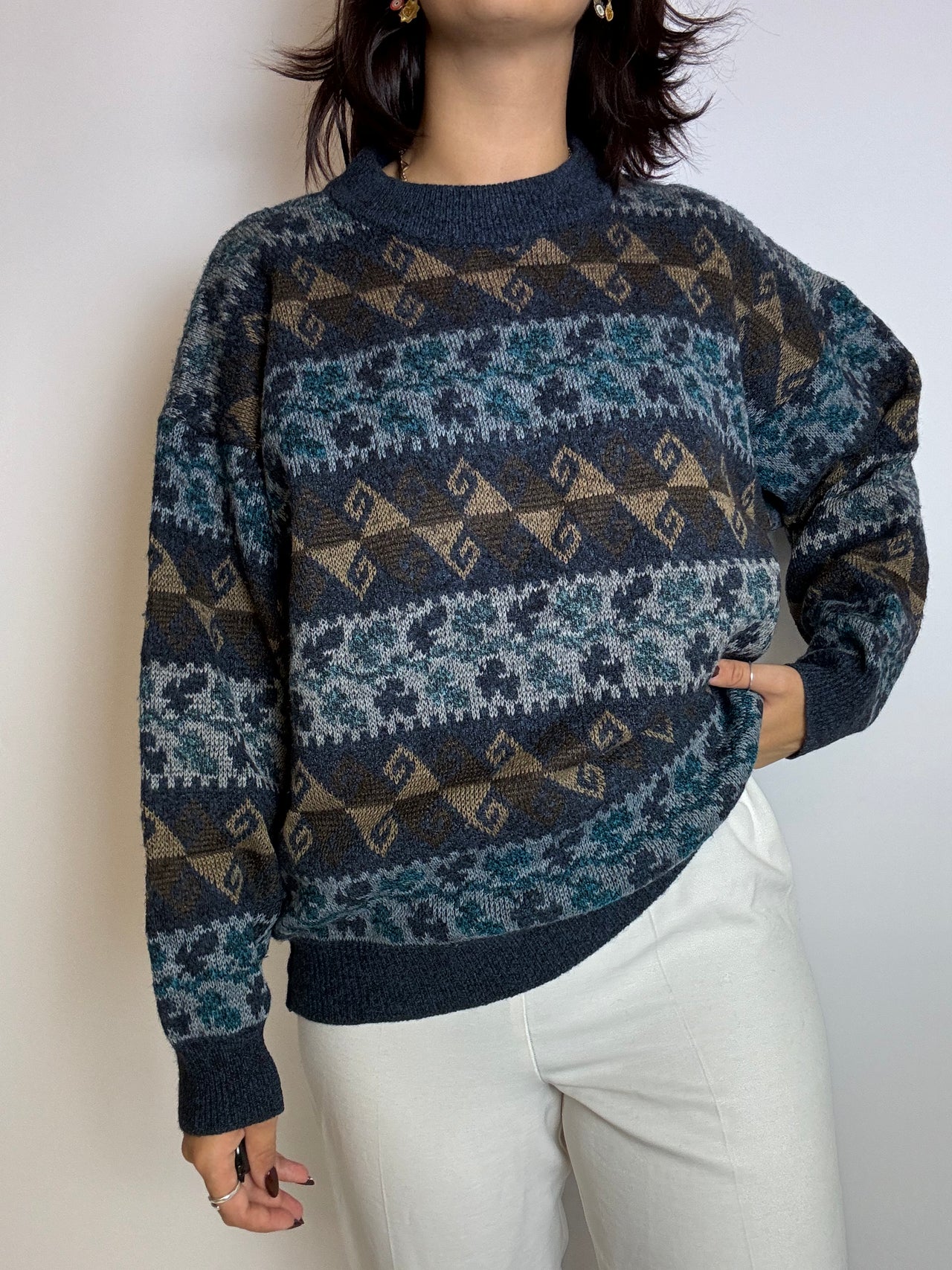 Vintage blue wool sweater L