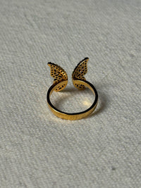 Bague dorée papillon avec petites pierres vintage