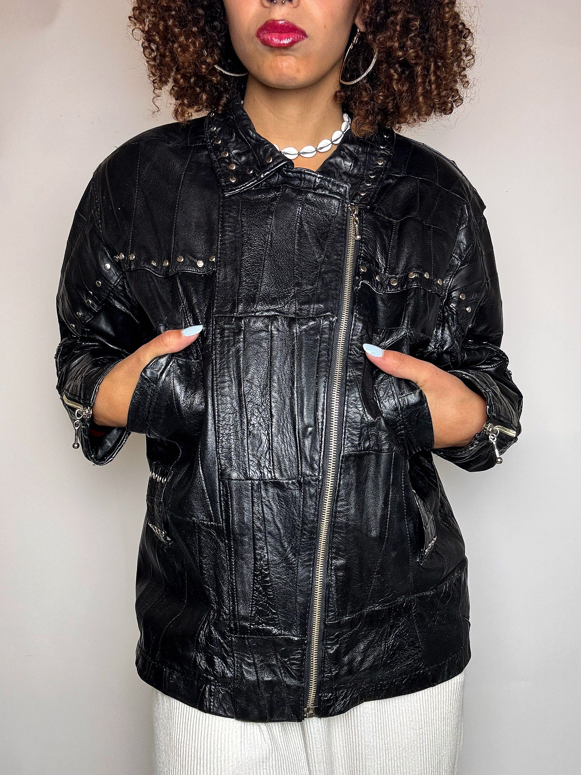 Veste en cuir noir à clou XL vintage