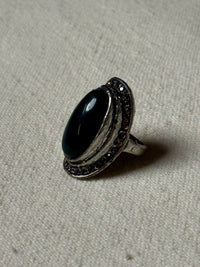 Bague argentée oversized pierre verte vintage