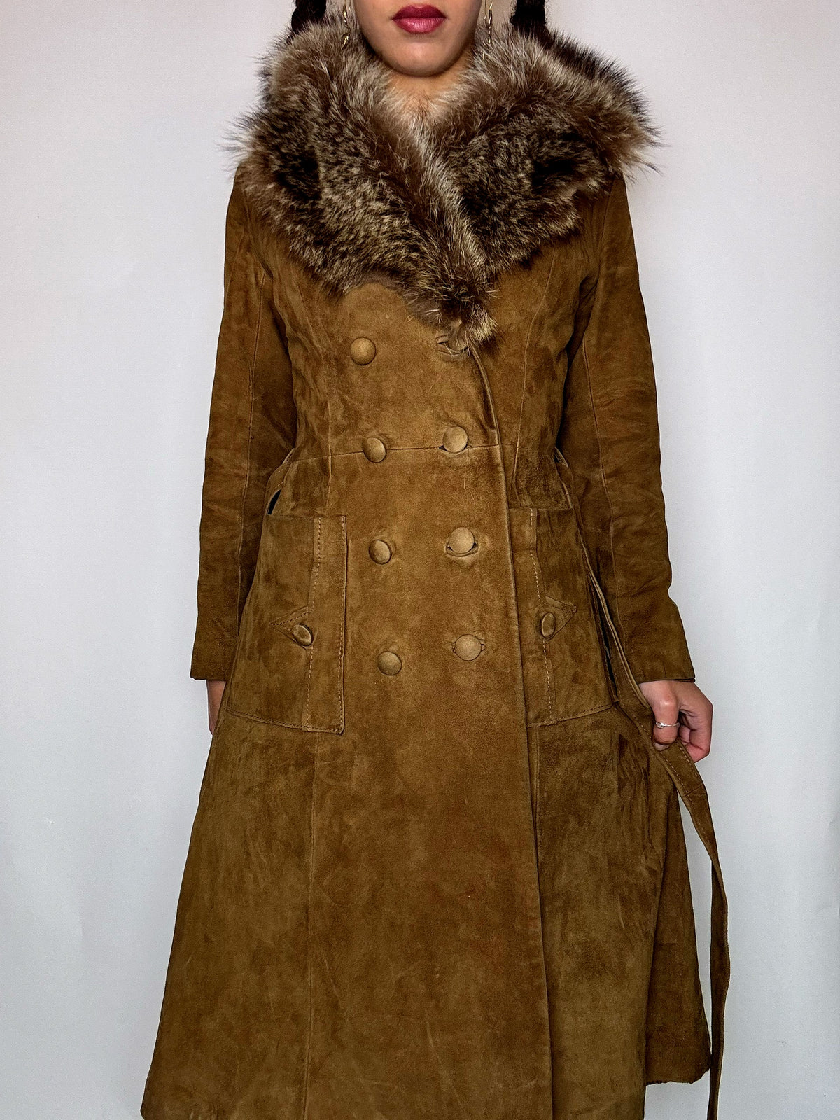Vintage long suede coat with real fur collar S