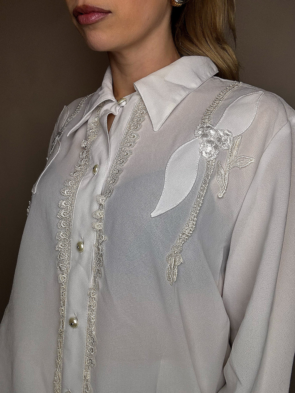Vintage-Hemd mit weißen Details, Größe M