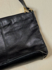 Sac moyen en cuir noir vintage