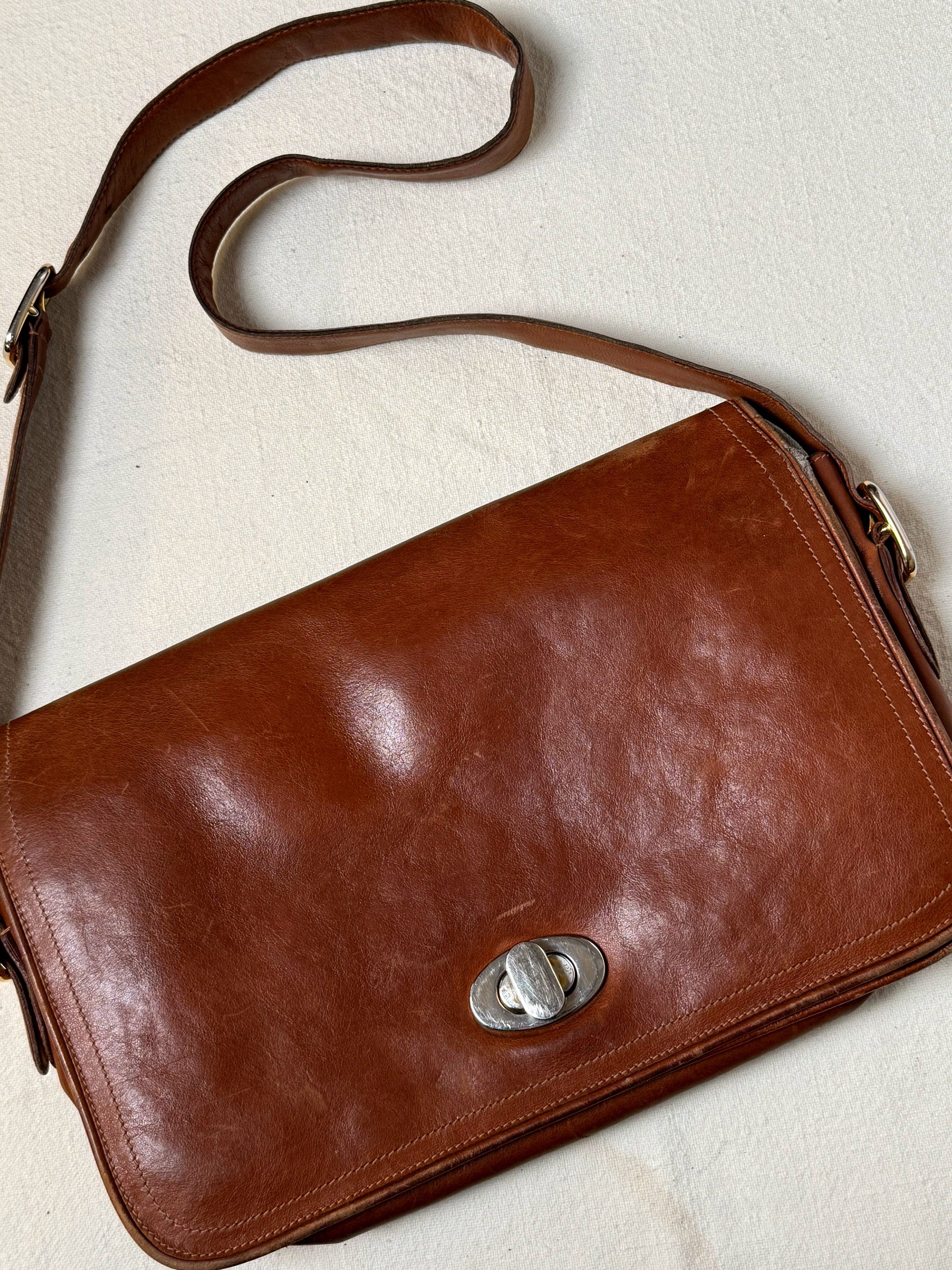Vintage Umhängetasche aus braunem Leder