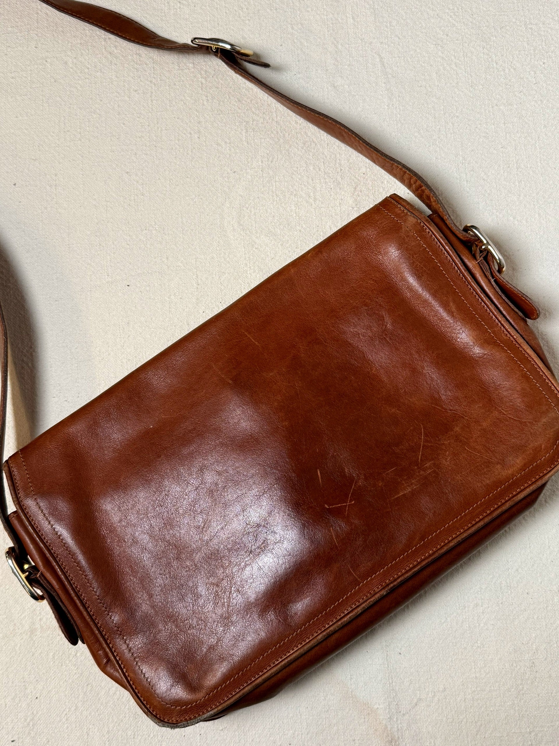 Vintage Umhängetasche aus braunem Leder