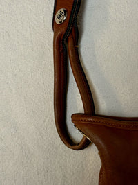 Mittlere Tasche aus weichem Vintage-Kamelleder