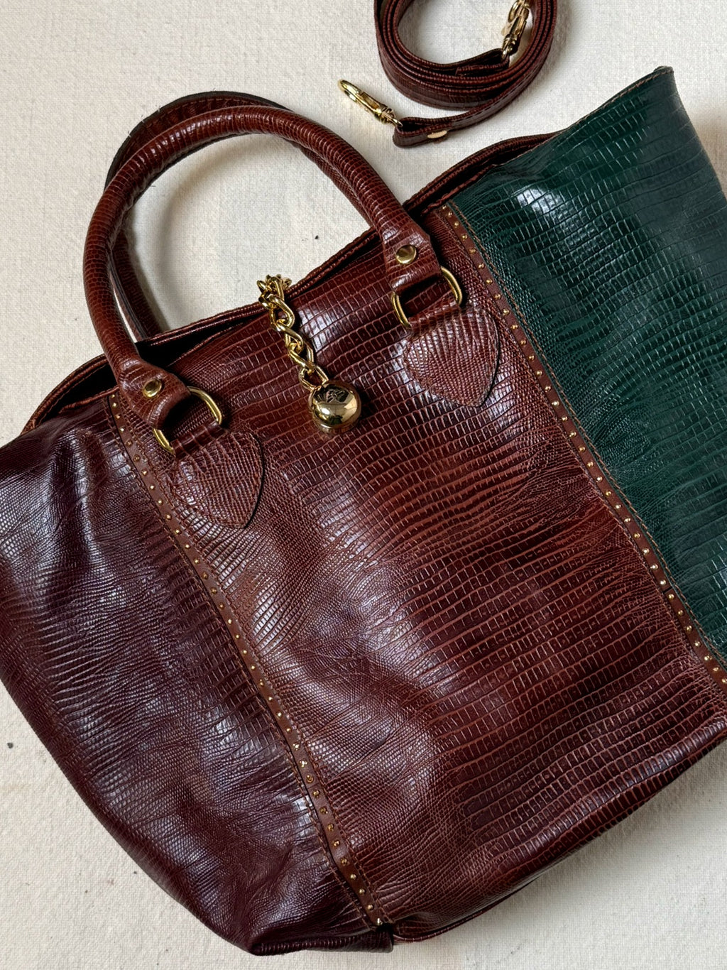 Sac moyen cuir embossé tricolore
