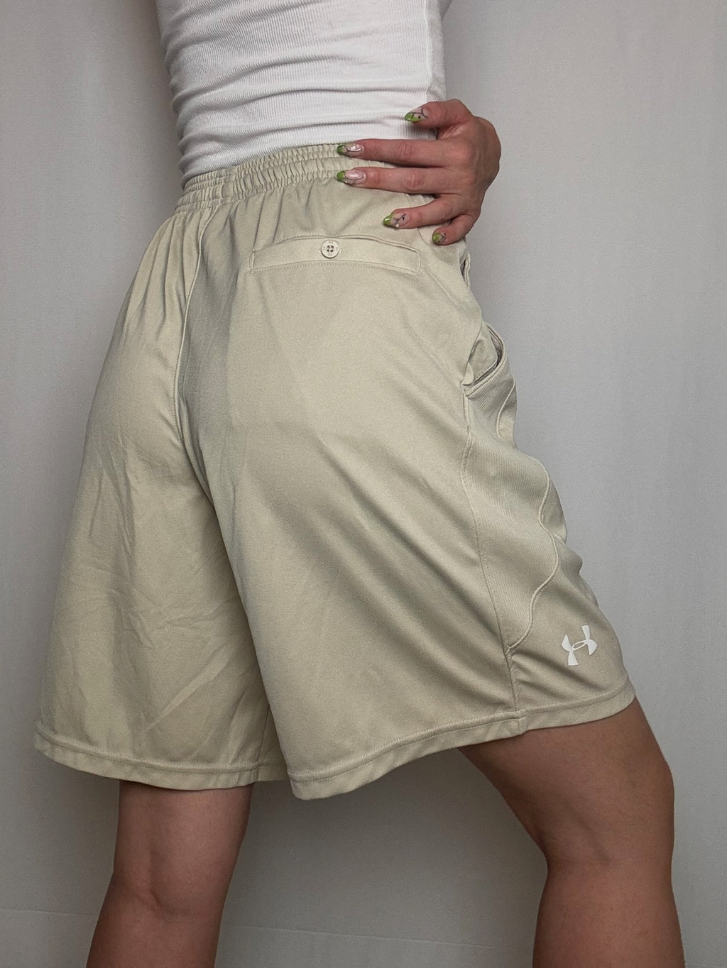 Short beige Under Armor S vintage