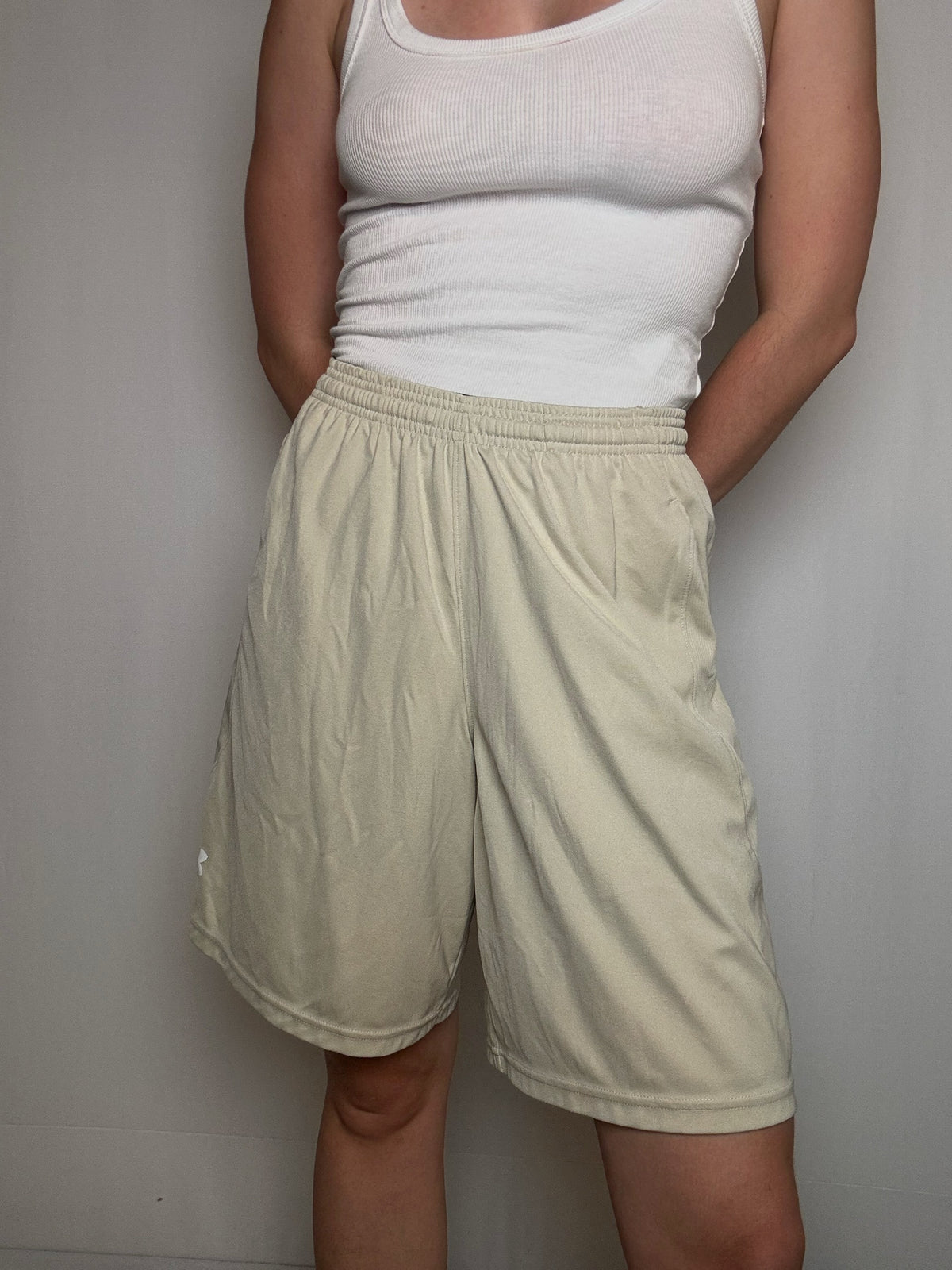 Short beige Under Armor S vintage