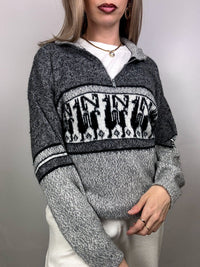Soft gray sweater with vintage pattern L/XL